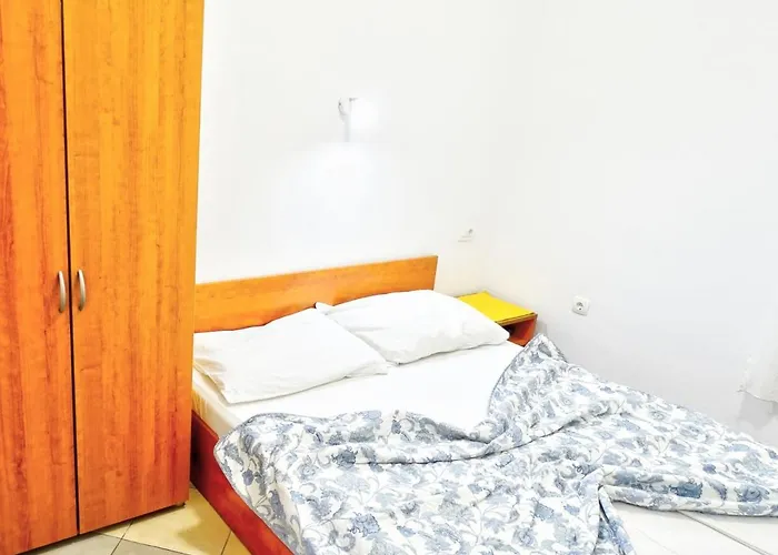 Zoka Apartment Vir