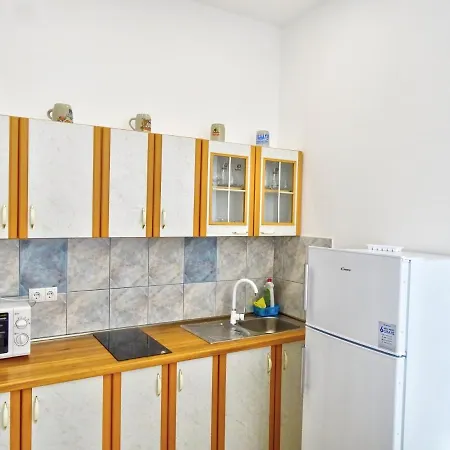 Apartment Zoka *